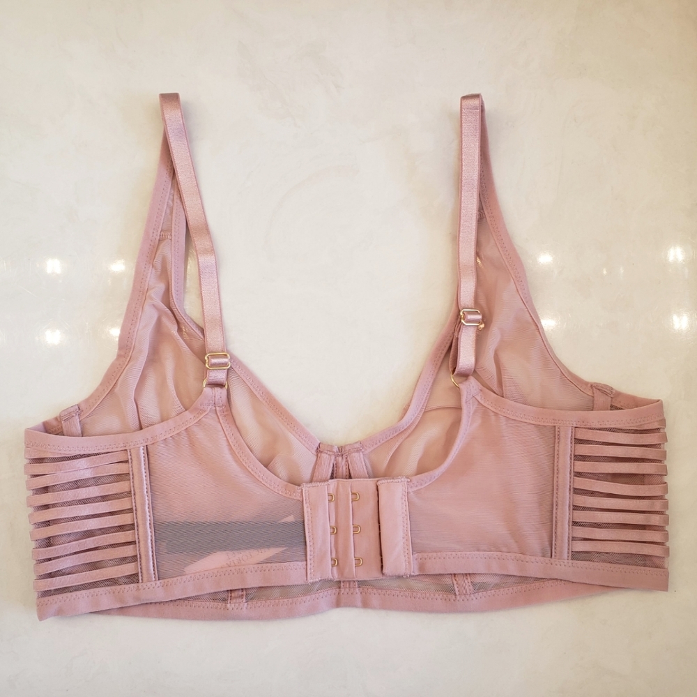 Victoria's Secret Mesh Unlined Bra NWT size 36C - Picture 2 of 3